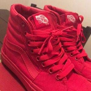 (Mono Canvas) Red Vans